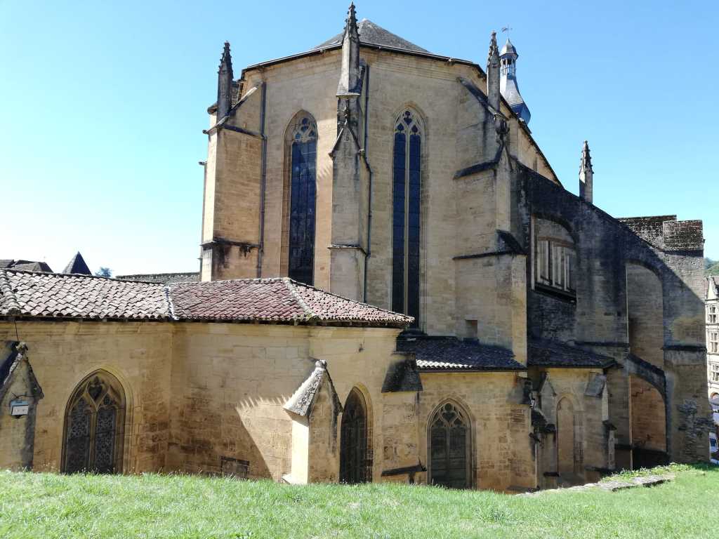 Cathédrale Saint-Sacerdos de Salart-la-Canéda